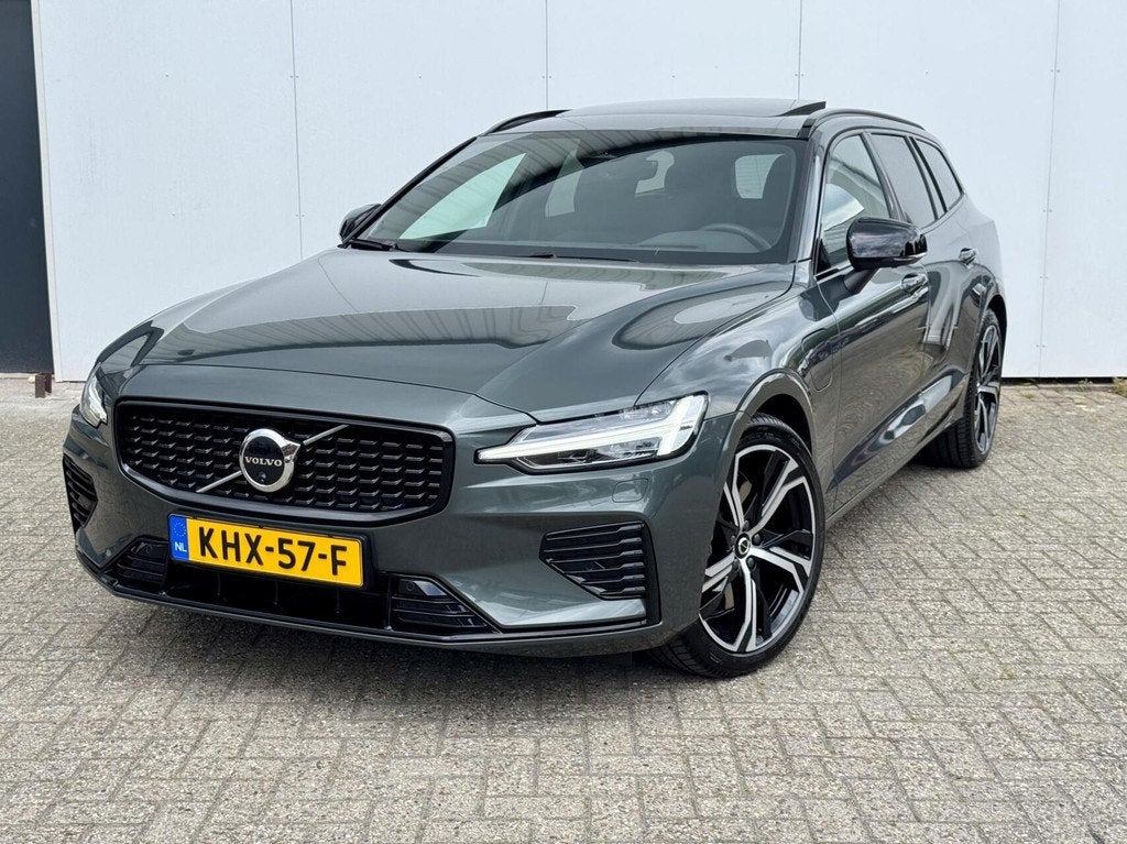 Volvo V60 2.0 T6 Plug-in hybrid AWD Ultra Dark|Head-up|360 c, Auto's, Volvo, Automaat, Gebruikt, Leder en Stof, Vierwielaandrijving