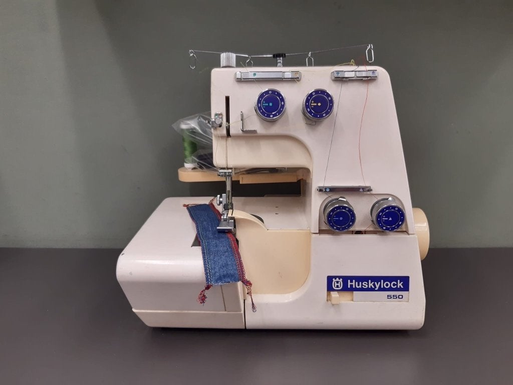 Huskylock 550 lockmachine, Ophalen of Verzenden, Gebruikt, Lockmachine, Overige merken