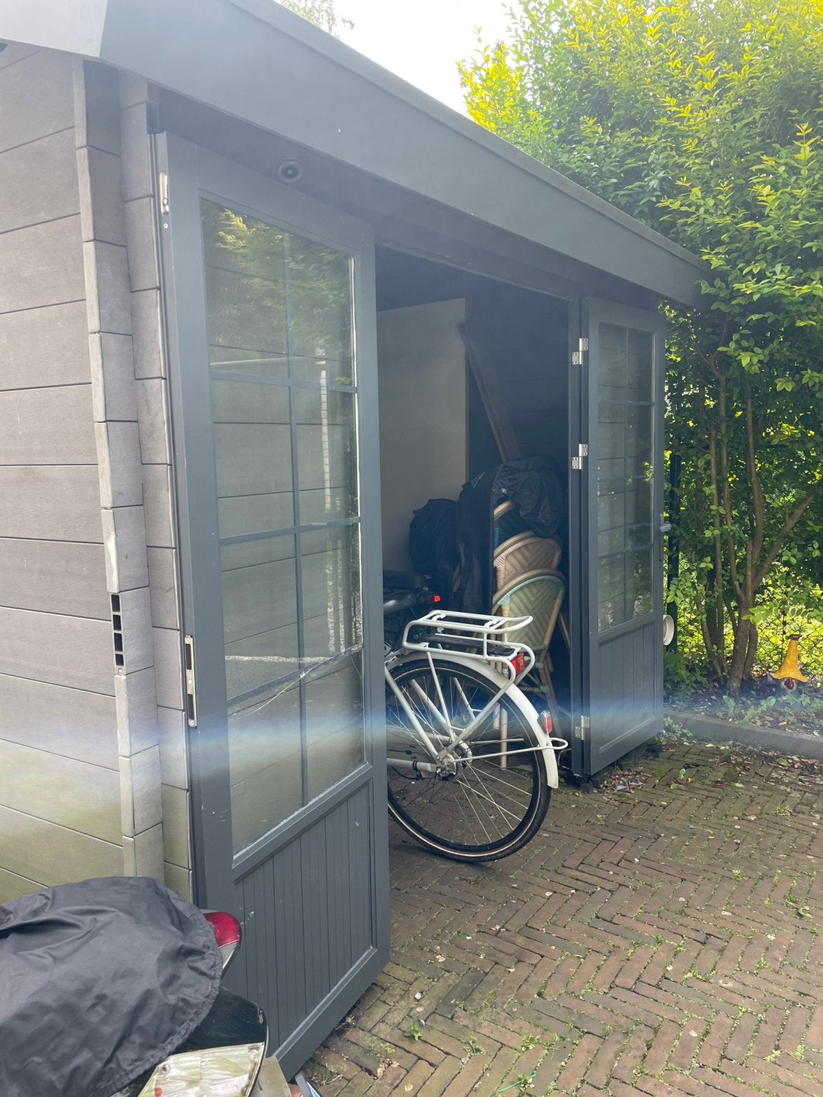 Grijs tuinhuis, Tuin en Terras, Ophalen, Zo goed als nieuw, 250 tot 500 cm