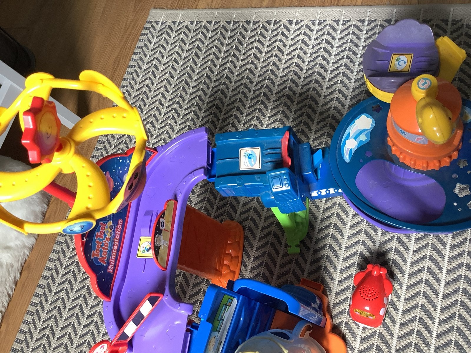 VTech Toet Toet Auto's Ruimtestation met 2 auto's, Kinderen en Baby's, Speelgoed | Vtech, Ophalen, Gebruikt, 6 maanden tot 2 jaar