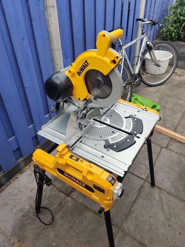 DeWalt DW743N-QS 250 mm zaagcombinatie 2000W, Ophalen, DeWalt, 70 mm of meer, Zo goed als nieuw