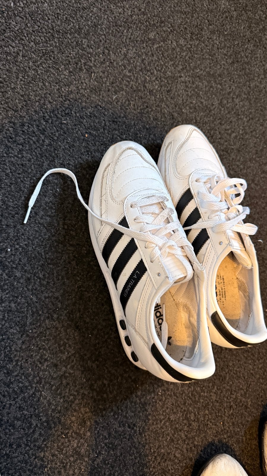 Adidas LA Trainer sneakers - Wit met zwarte strepen. maat 43, Ophalen of Verzenden, Gedragen, Wit, Sneakers of Gympen
