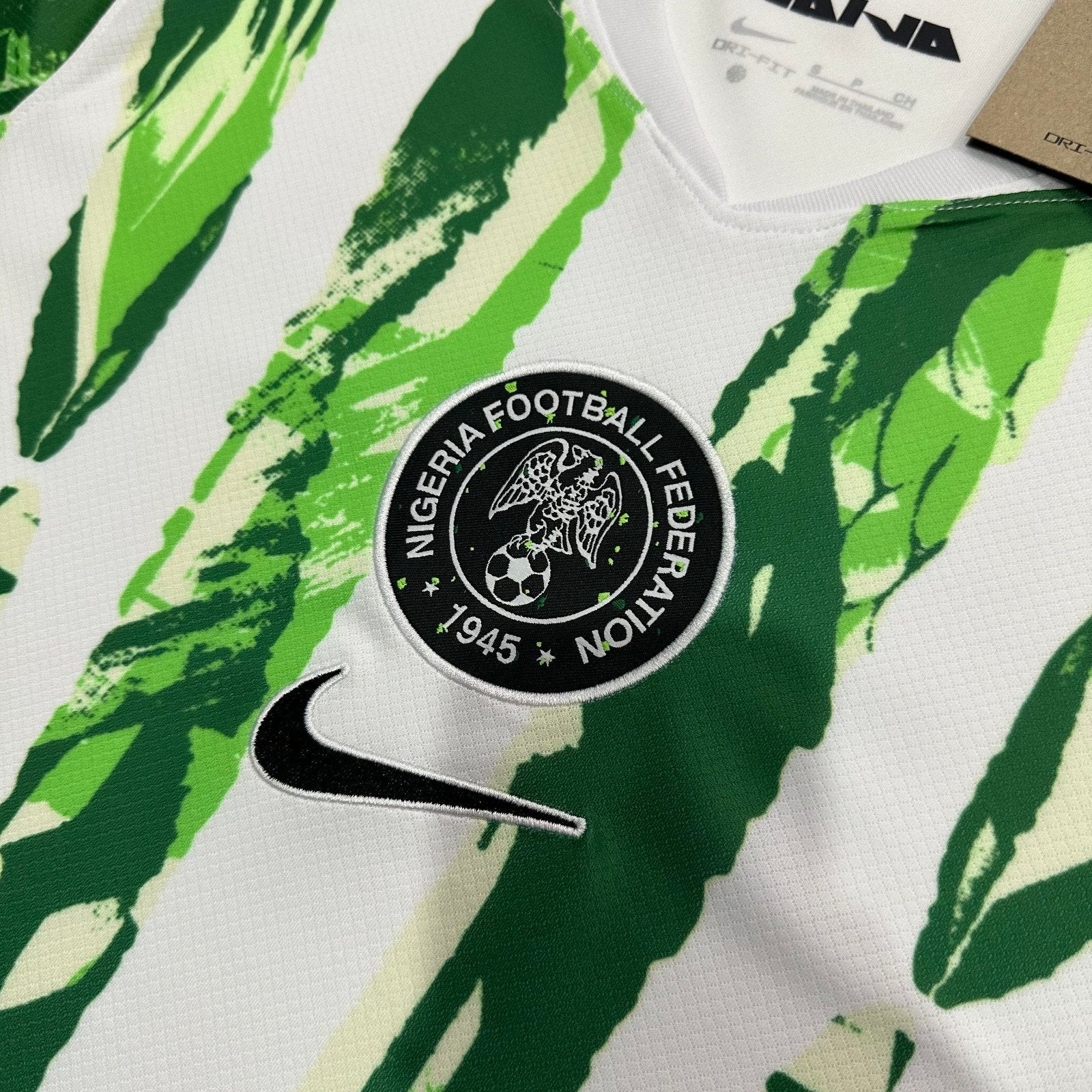 Nigeria 25/26 Woman Uit Shirt Wit - Nieuw! Fan Versie, Ophalen of Verzenden, Nieuw, Shirt
