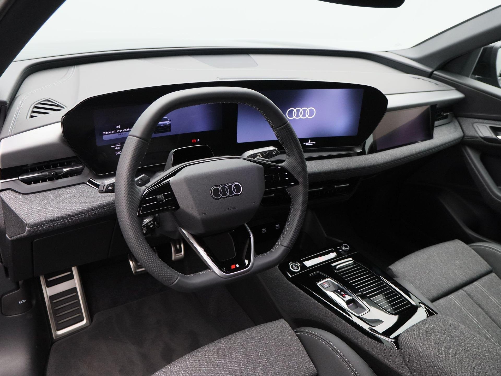 Audi Q6 e-tron S edition | performance 100 kWh | 21 inch | T, Auto's, Audi, Automaat, Parkeerassistent, Leder en Stof, Zwart