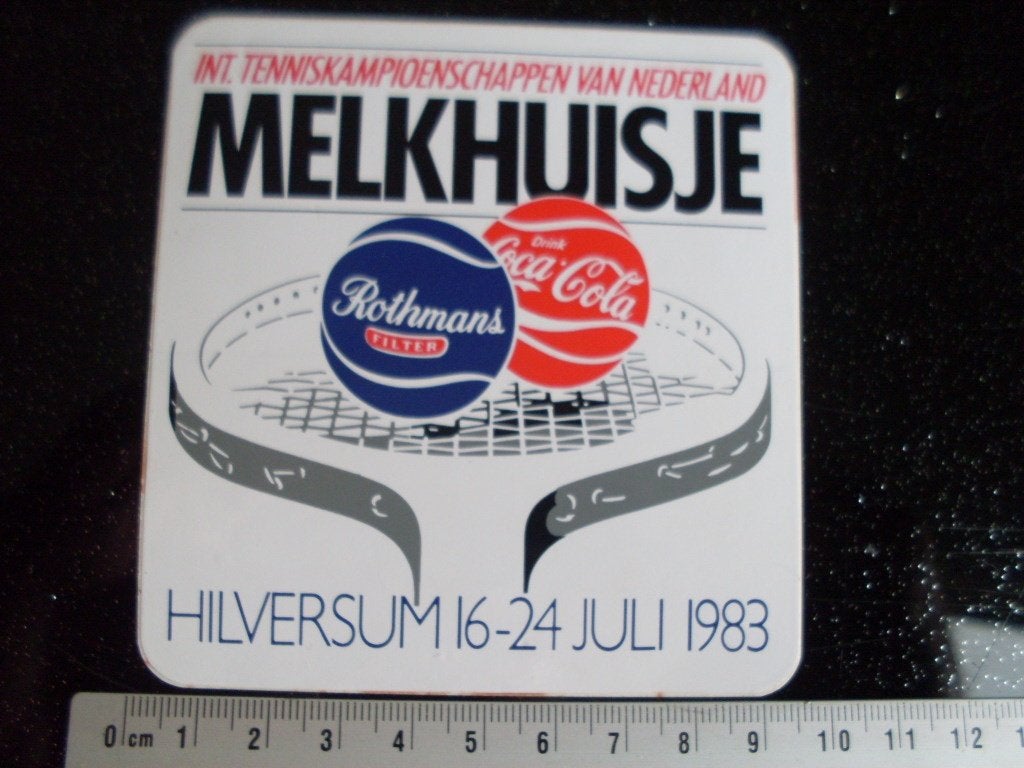 sticker melkhuisje int tennis kamp van nl hilversum 1983, Verzamelen, Verzenden, Zo goed als nieuw, Sport