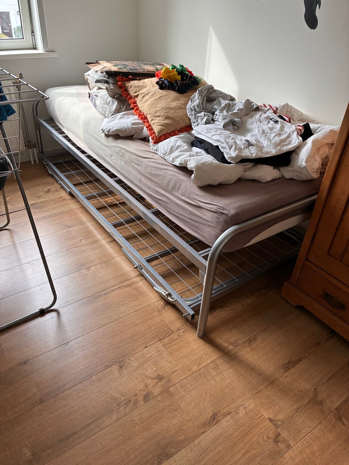 Eenpersoonsbed met uitschuifbaar onderbed, onderschuifbed, Ophalen, 90 cm, Eenpersoons, 200 cm