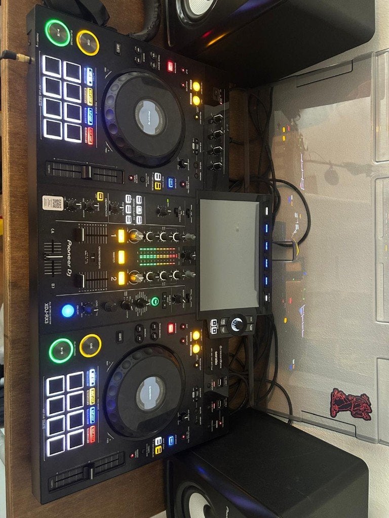Complete Pioneer DJ Set: XDJ-RX3, S-DJ50X speakers, HDJ-X5BT, Ophalen, Zo goed als nieuw, Dj-set, Pioneer