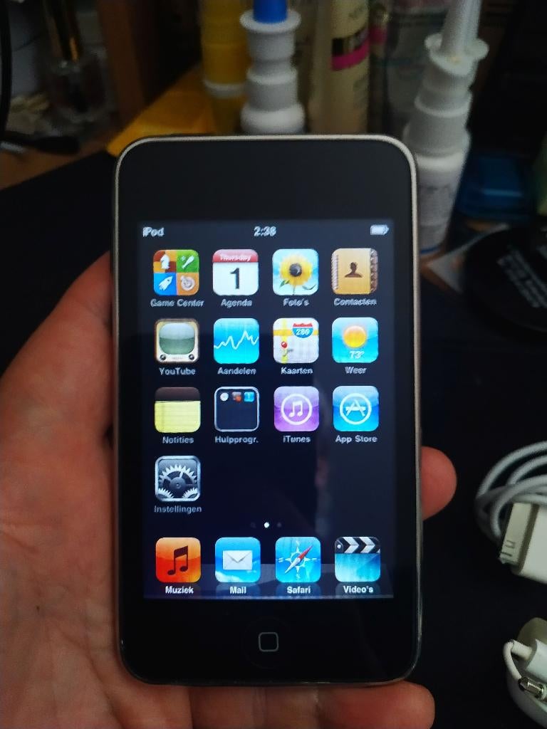 Apple MC086NF - iPod touch 3rd Gen 8GB, Audio, Tv en Foto, Mp3-spelers | Apple iPod, Gebruikt, Ophalen of Verzenden, Touch, Met radio