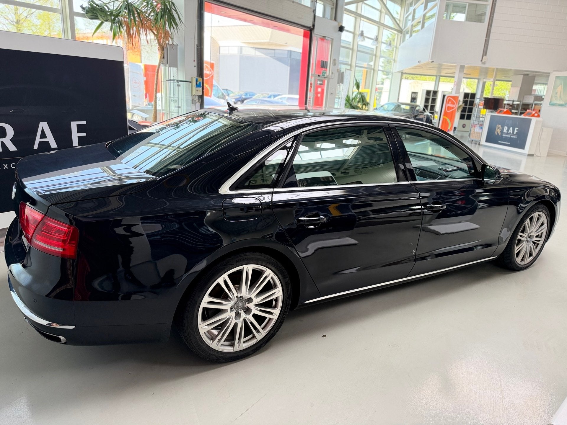 Audi A8 4.0 TFSI quattro Lang Pro Line+Automaat,Pano,, Auto's, Audi, Automaat, 435 pk, Gebruikt, 2020 kg