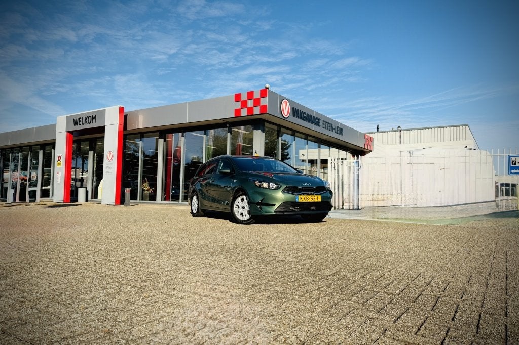 Kia Ceed Sportswagon 1.5 160PK DynamicLine | CAMERA | STOEL, Auto's, Stof, Gebruikt, Euro 6, Handgeschakeld