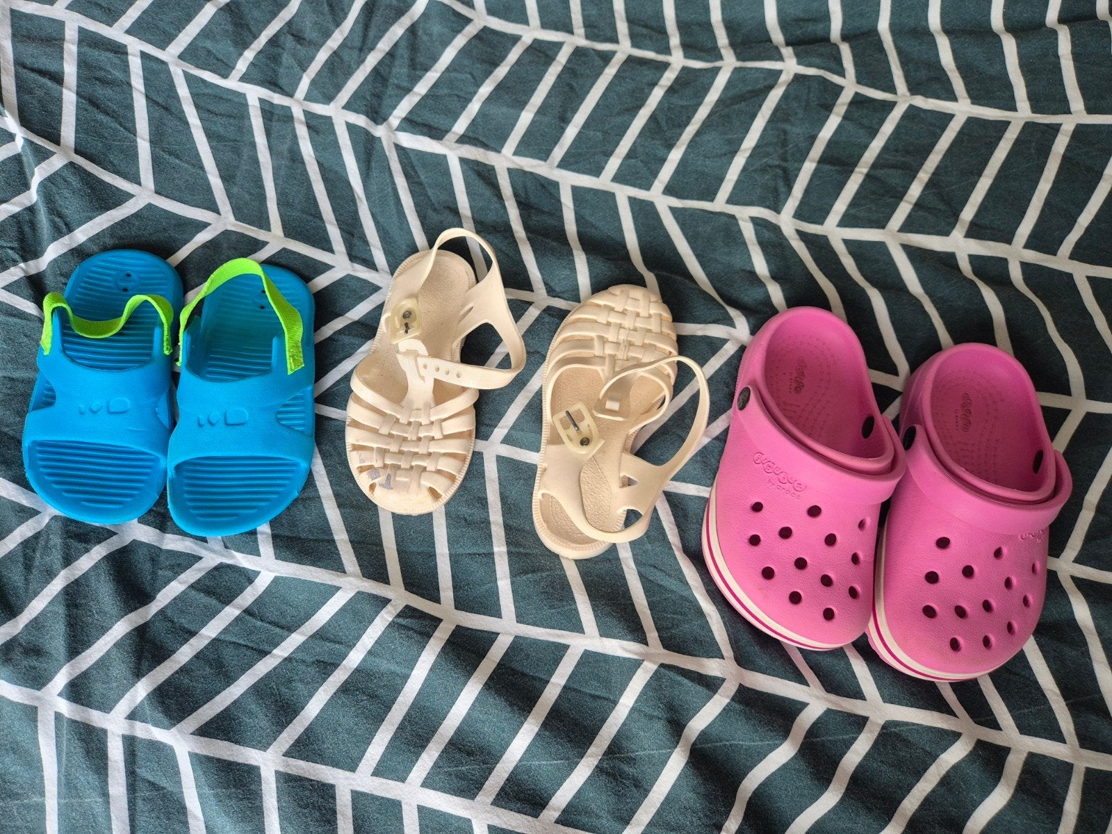 Waterschoenen kind mt 24, 25, 26, Ophalen of Verzenden, Zo goed als nieuw, Jongen of Meisje, Zwemschoenen