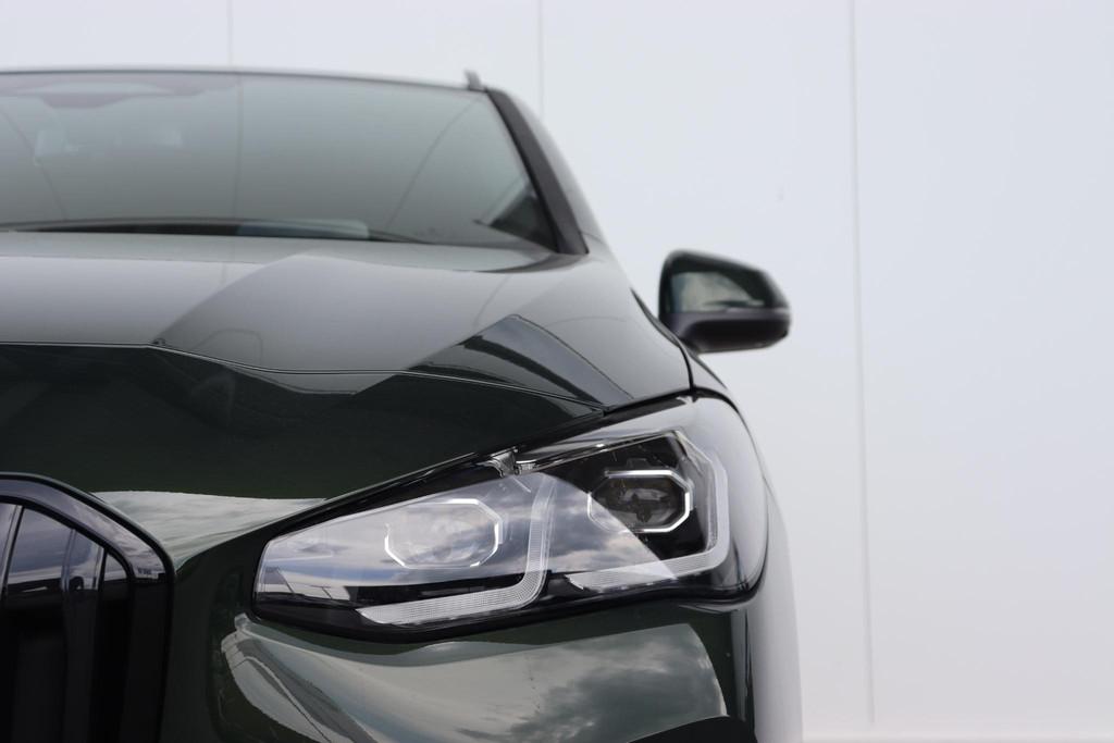 BMW 2 Serie Active Tourer 225e xDrive | M Sportpakket / Trek, Automaat, 1800 kg, Bedrijf, Vierwielaandrijving