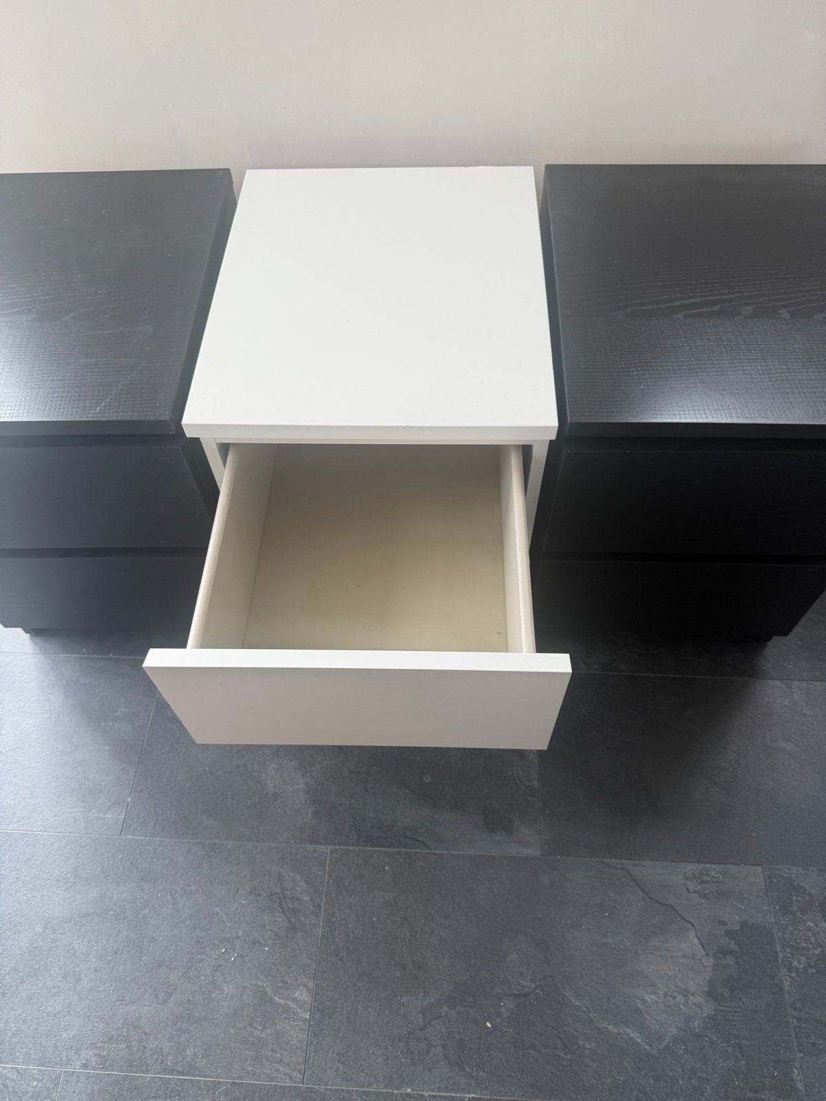 IKEA Malm ladekasten (2 zwart, 1 wit), Huis en Inrichting, Kasten | Ladekasten, Ophalen, Gebruikt, 1 of 2 laden, 25 tot 50 cm