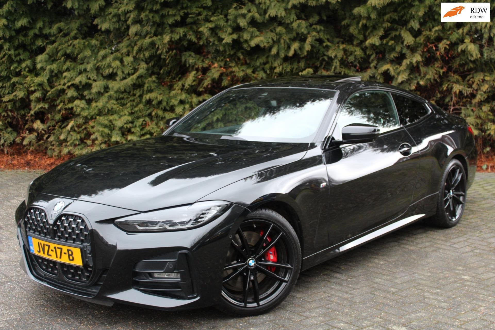 BMW 4-serie Coupé 420d xDrive High Executive 190PK | M- spo, Auto's, Automaat, Dealer onderhouden, 4 stoelen, 1645 kg