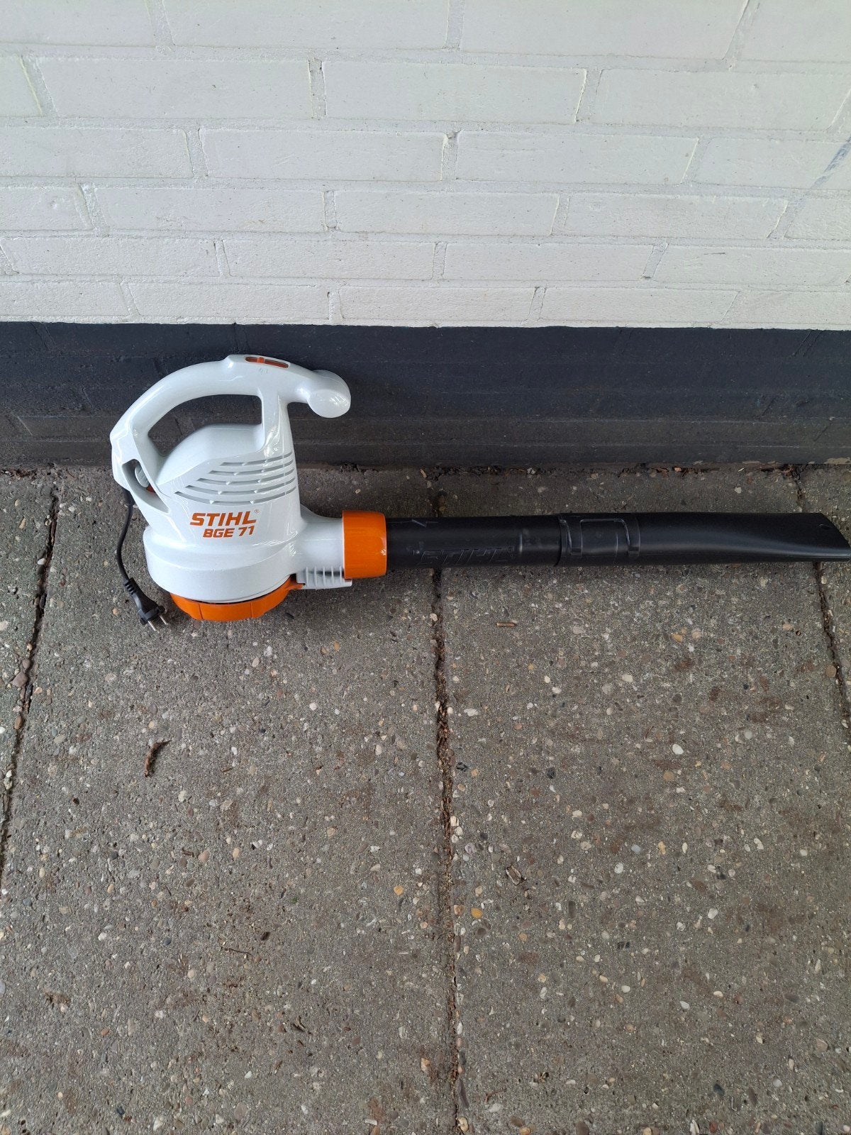 Stihl BGE71 bladblazer 2x gebruikt, Ophalen, Stihl, Handgedragen, Zo goed als nieuw