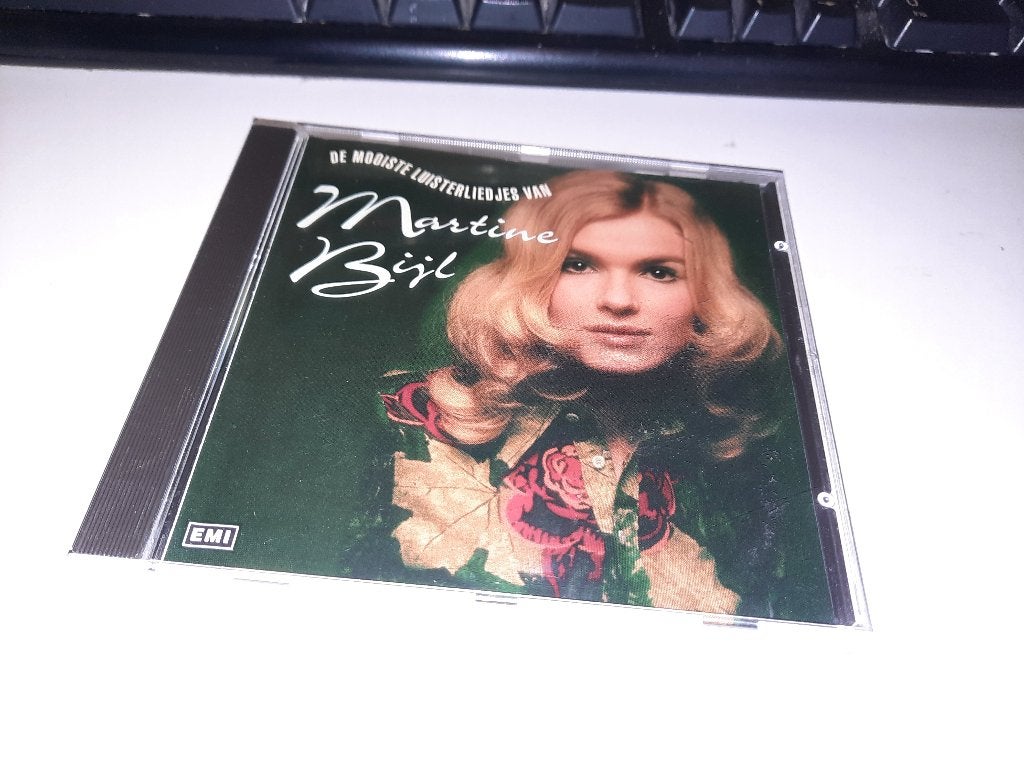 CD Martine Bijl – De Mooiste Luisterliedjes Van, Ophalen, Zo goed als nieuw, Levenslied of Smartlap
