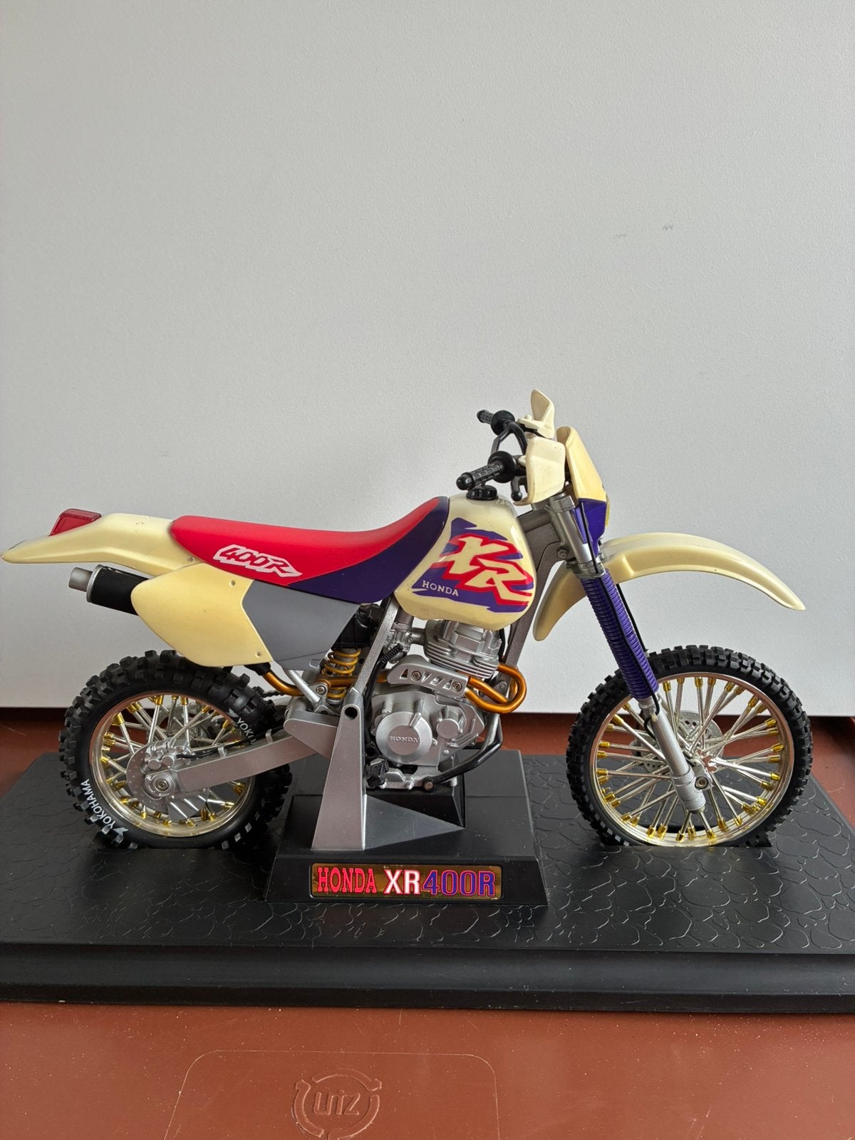 Honda XR400R 1:6 in originele doos., Ophalen of Verzenden, Zo goed als nieuw, 1:5 t/m 1:8, Motor