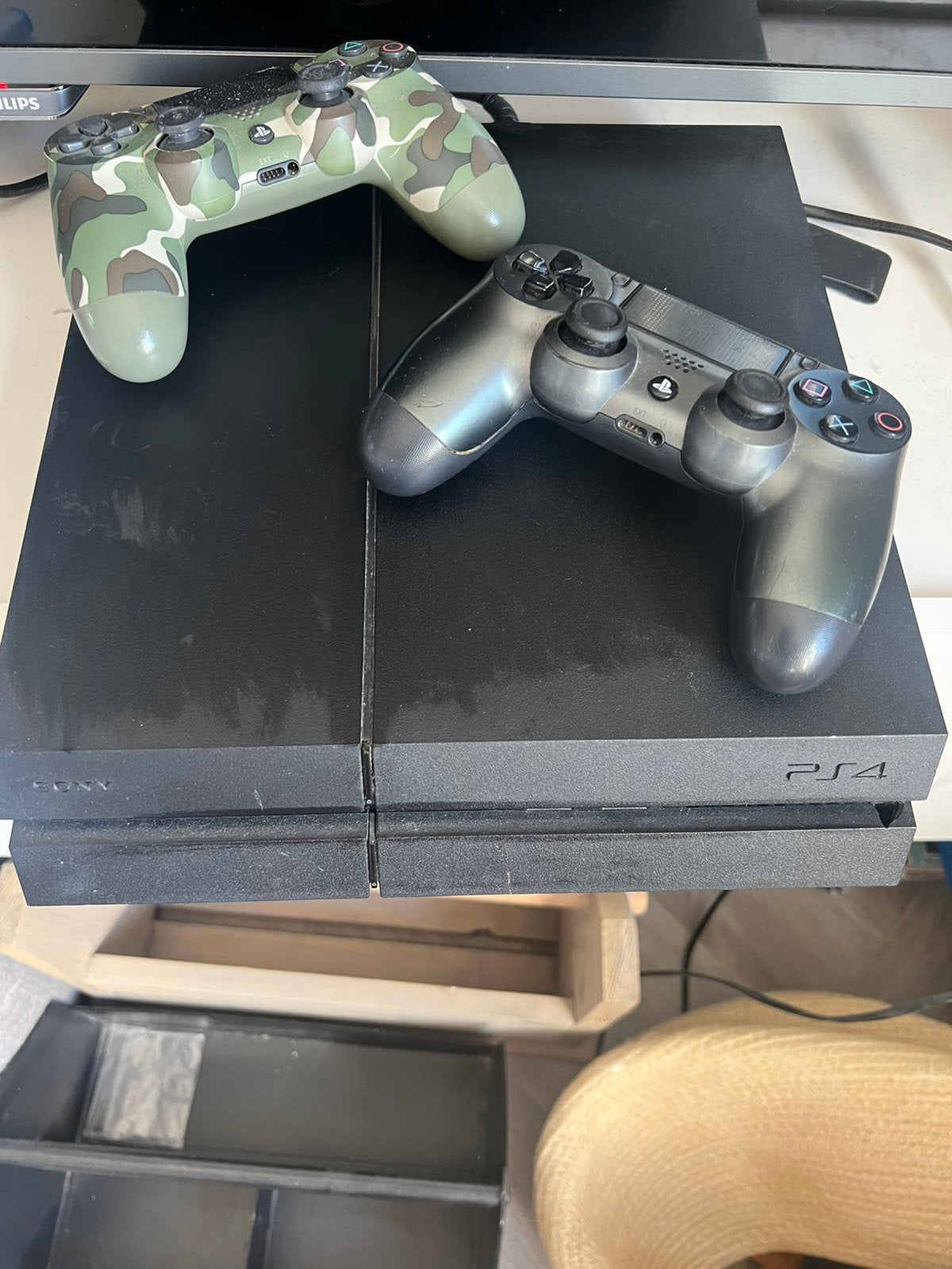 Playstation 4, 2 controllers, 6 games, Spelcomputers en Games, Spelcomputers | Sony PlayStation 4, Ophalen, Met 2 controllers