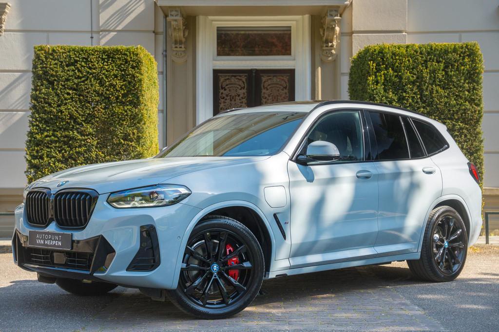 BMW X3 xDrive30e High Executive TREKHAAK | PANO | 360 CAM |, Auto's, BMW, Gebruikt, 4 cilinders, Vierwielaandrijving, SUV of Terreinwagen