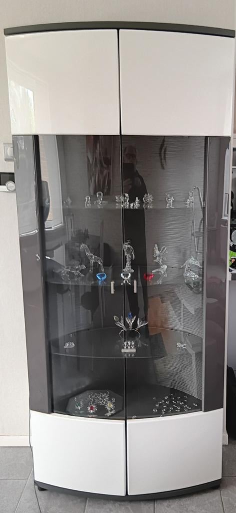 Vitrine kast incl. Swarovski cristal, Ophalen, 50 tot 100 cm, Zo goed als nieuw, 150 tot 200 cm