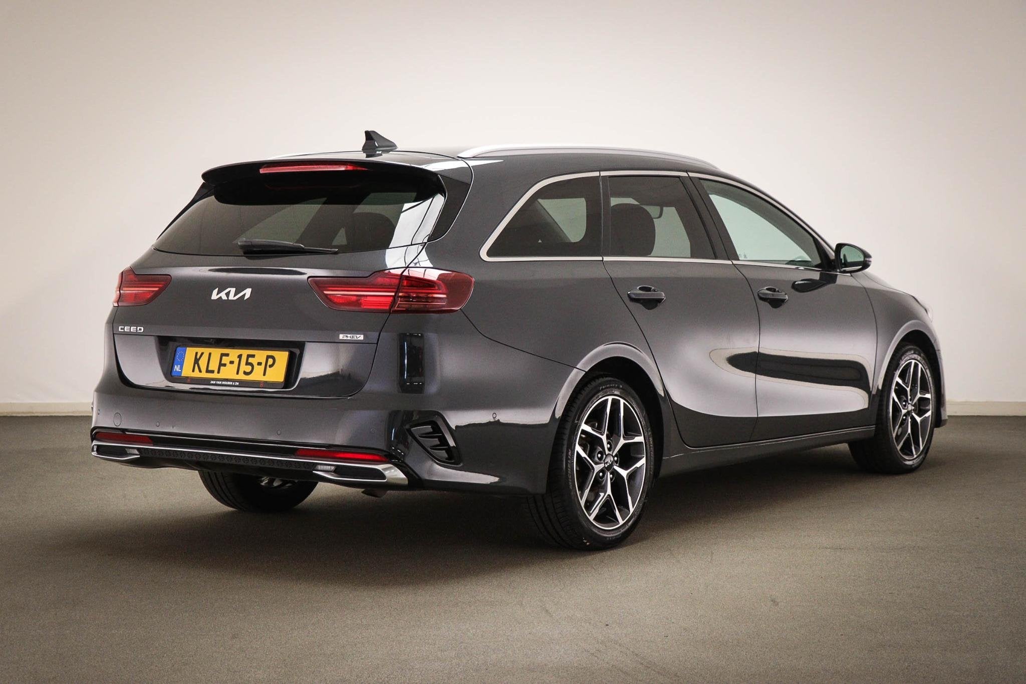 Kia Ceed Sportswagon 1.6 GDI PHEV DynamicPlusLine | CAMERA |, Auto's, Gebruikt, Leder en Stof, Plug-in hybride, Automatische klimaatregeling