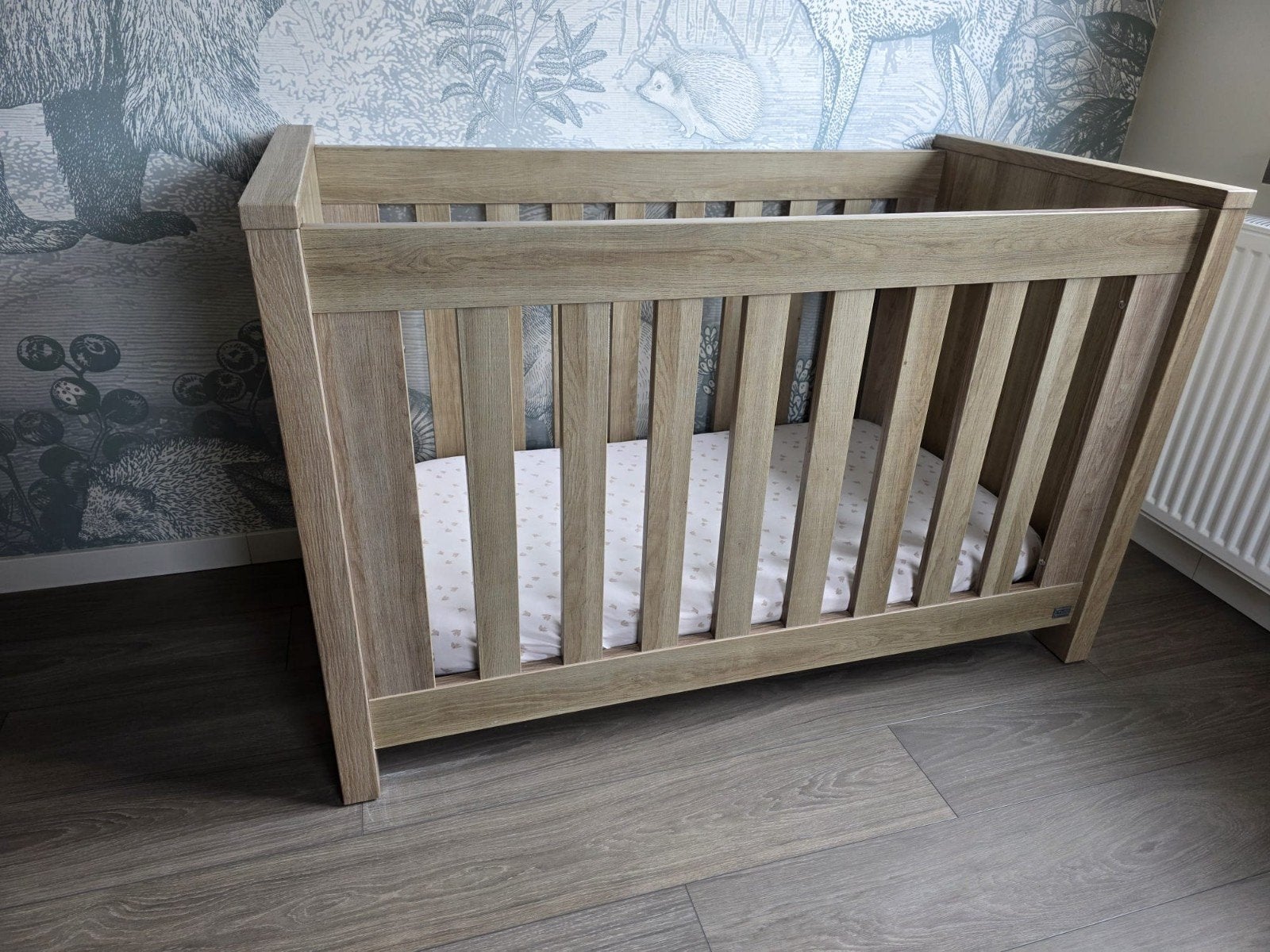TWF ledikant en commode+bladvergroter "Sanford" van Babydump, Ophalen, Zo goed als nieuw, Jongetje of Meisje