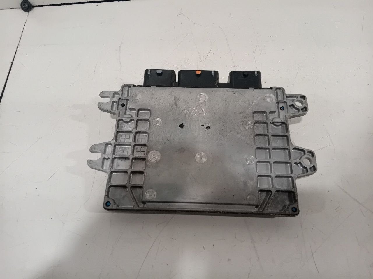 Computer motormanagement Nissan Qashqai, Onderdelen@venauto.nl, Van der Ven Autorecycling B.V., Gebruikt, Ettenseweg 76, 4706 PB Roosendaal, The Netherlands