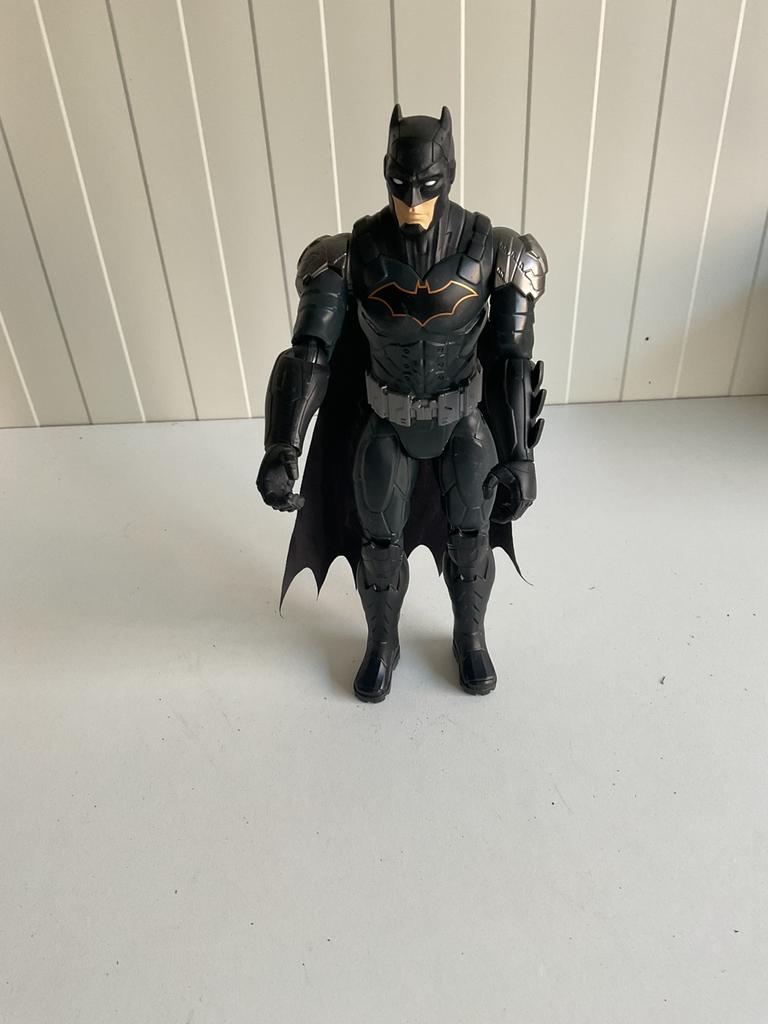 Batman 30 cm met bewegende armen elleboog knieën etc, Ophalen, Zo goed als nieuw