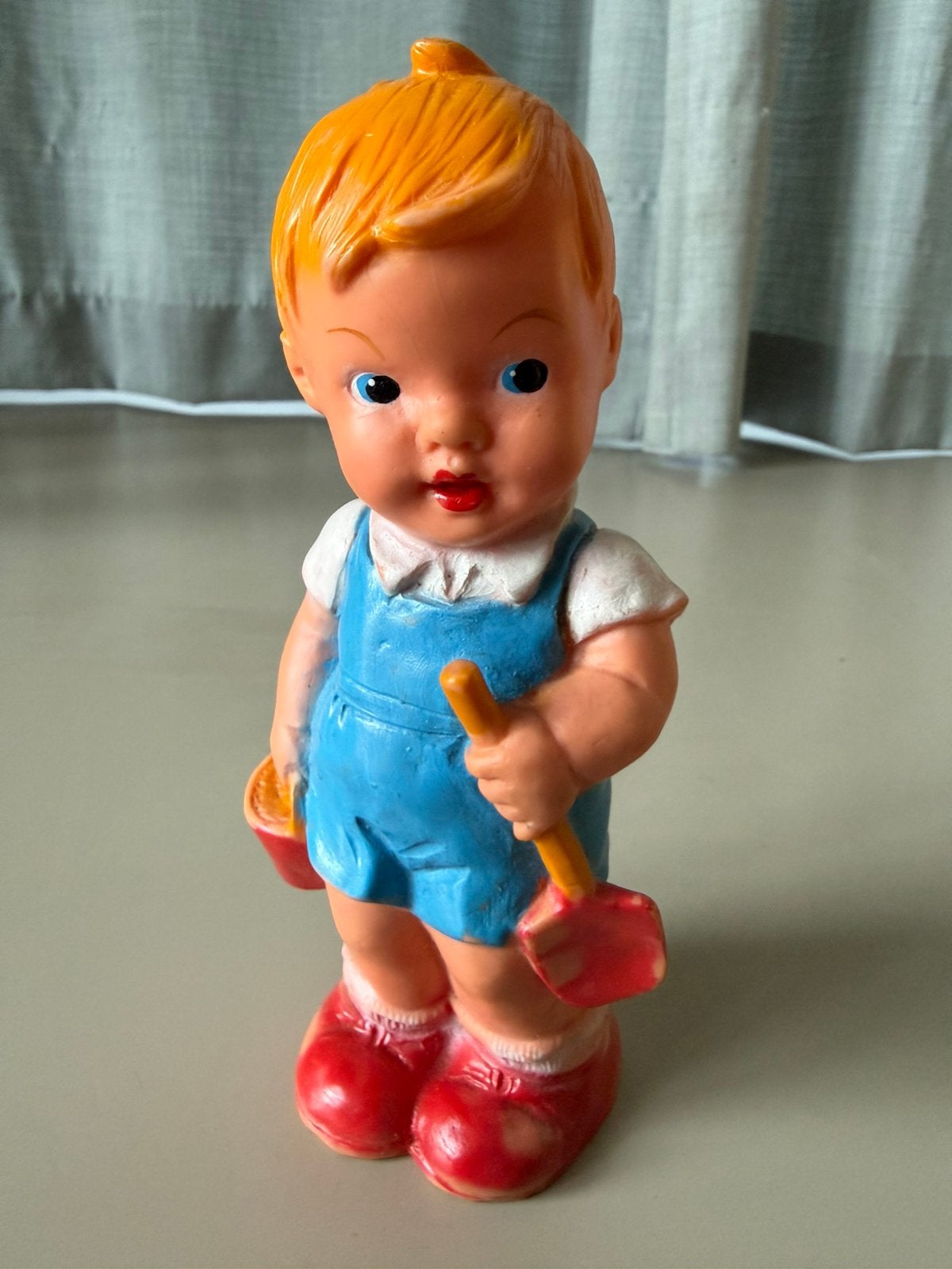 Vintage rubberen speelgoed squeaker poppetje | jaren 50-60, Ophalen of Verzenden