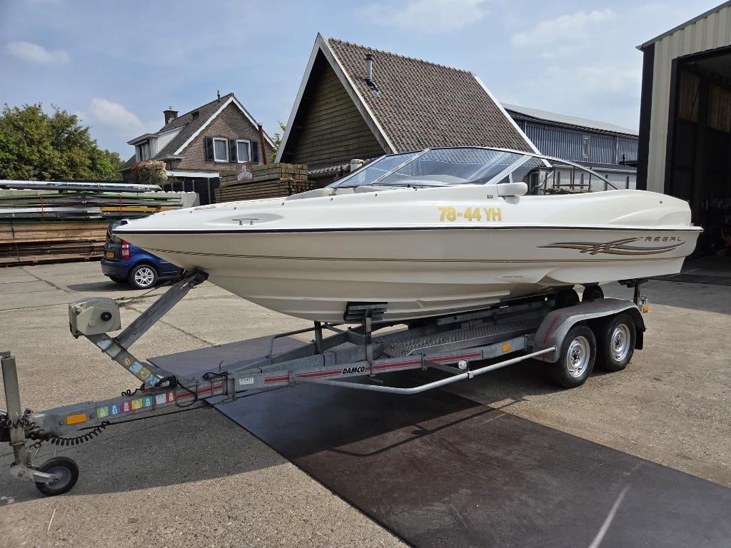 Regal speedboot 1800LSR 2002 + trailer  | 205 PK | Vaarklaar, Watersport en Boten, Ophalen, Gebruikt, Binnenboordmotor, 200 pk of meer