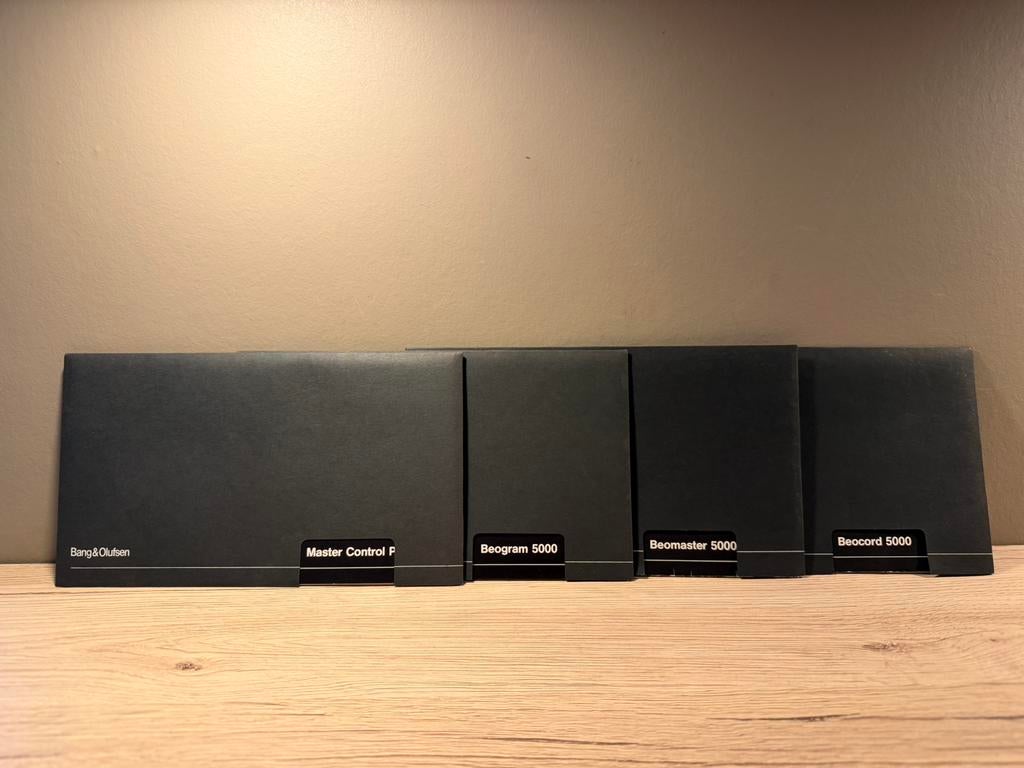 Ban & Olufsen - gebruiksaanwijzingen Beosystem 5000, Ophalen of Verzenden, Zo goed als nieuw, Bang & Olufsen