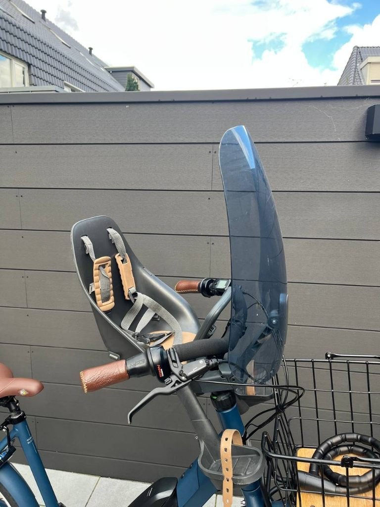Urban Iki voorzitje fiets + windscherm, Fietsen en Brommers, Voetsteuntjes, Voorzitje, Zo goed als nieuw, Urban Iki