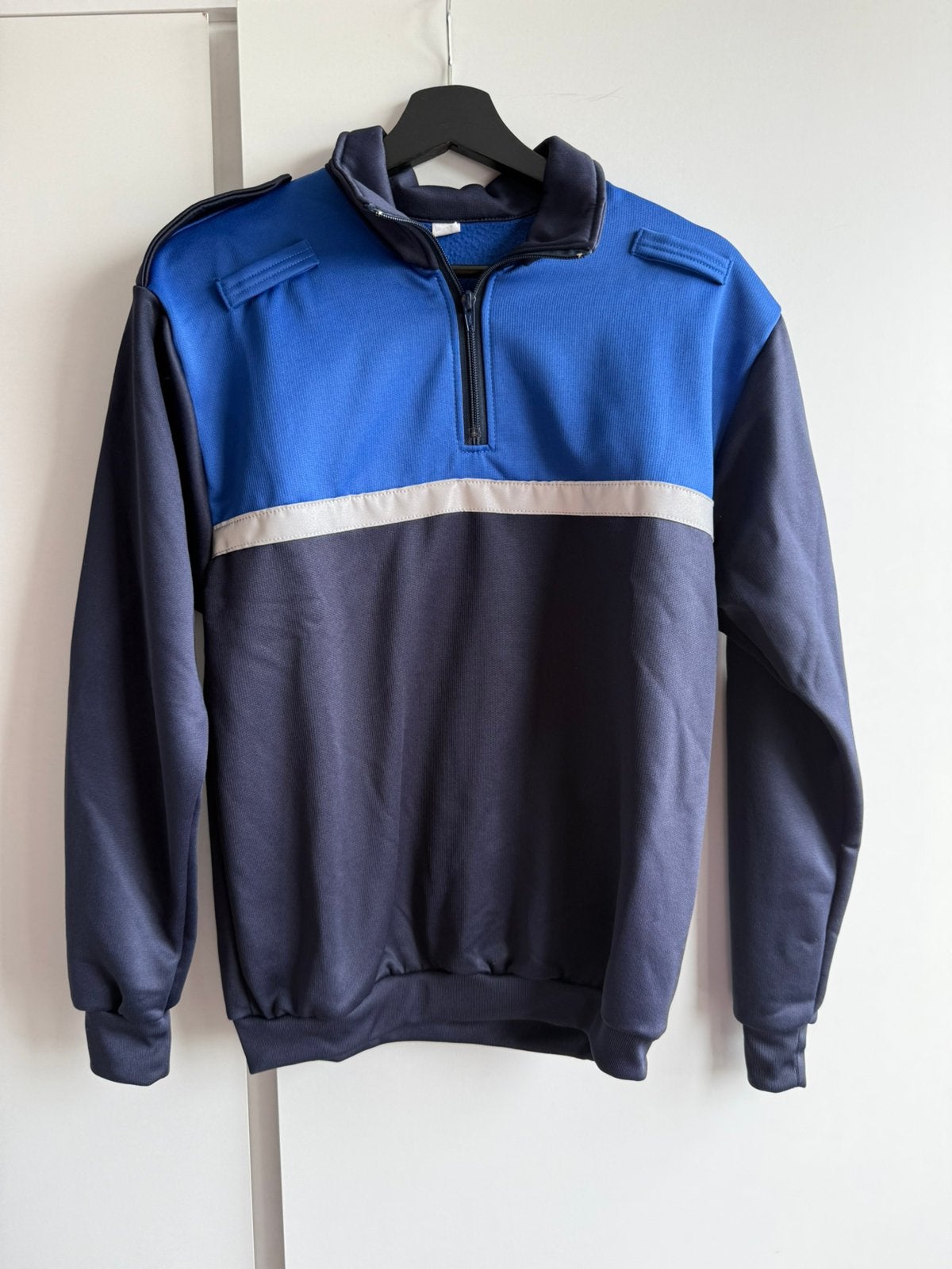 HTV opleiding kleding uniformberoepen, Ophalen, Zo goed als nieuw
