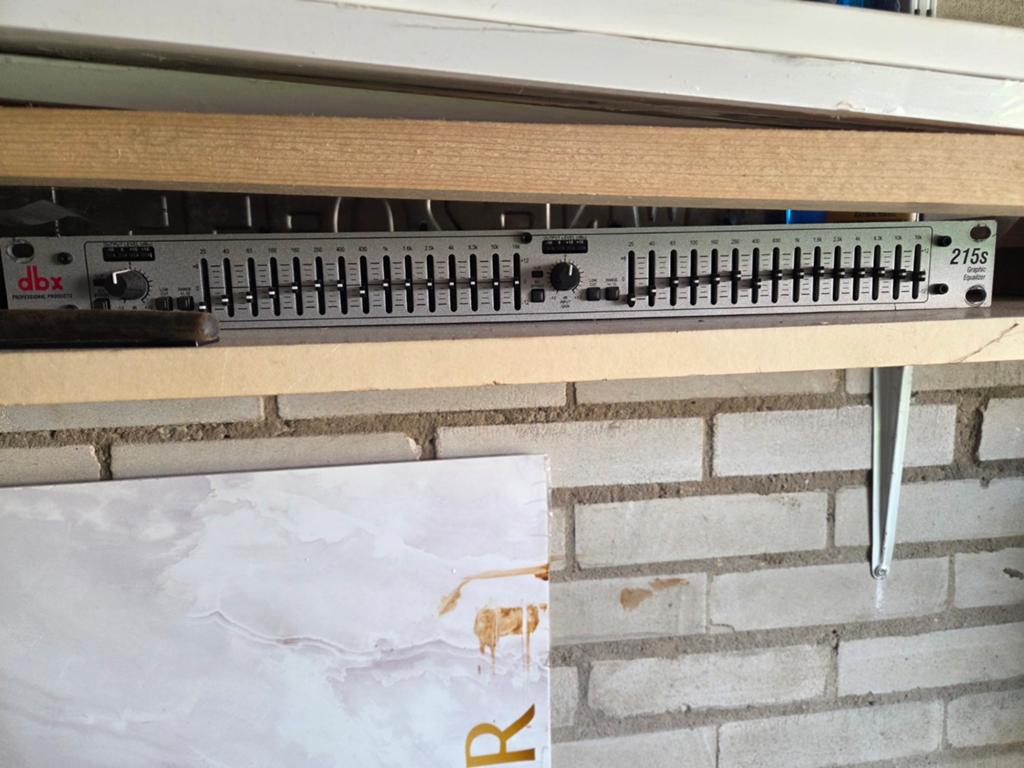 DBX 215s Grafische Equalizer - Perfect voor Audio Tuning, Overige merken, Overige systemen, Ophalen of Verzenden, Zo goed als nieuw