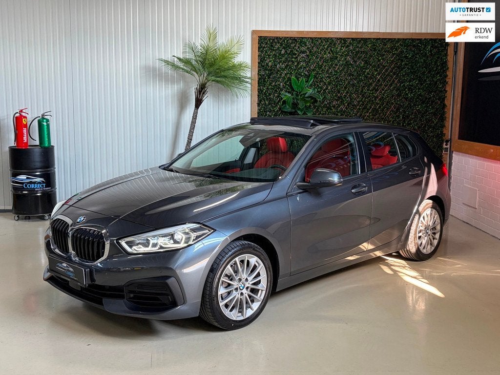 BMW 1-serie 118i High Executive|Pano|Leder|Carplay|, Auto's, BMW, Bedrijf, Te koop, 1-Serie, Lederen bekleding, Open dak, Benzine