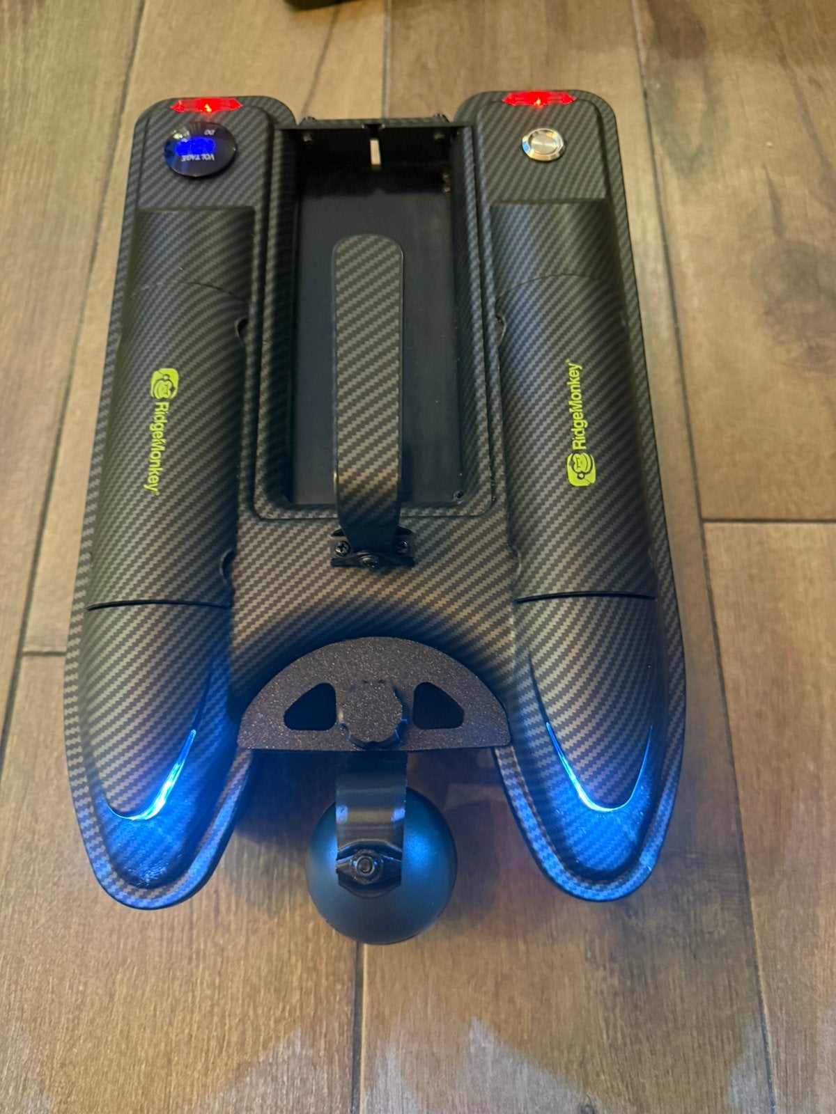 RidgeMonkey Hunter 750 Baitboat, Deeper Chirp+3, extender, Ophalen, Zo goed als nieuw, Overige typen