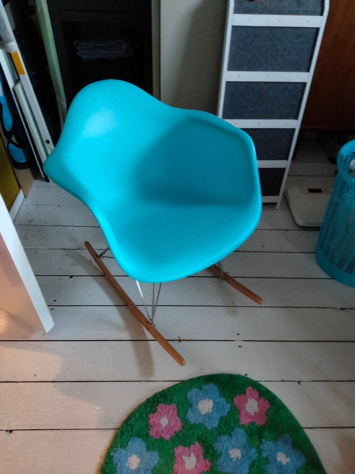 RAR schommelstoel, Ophalen, Zo goed als nieuw, Wit, Eén
