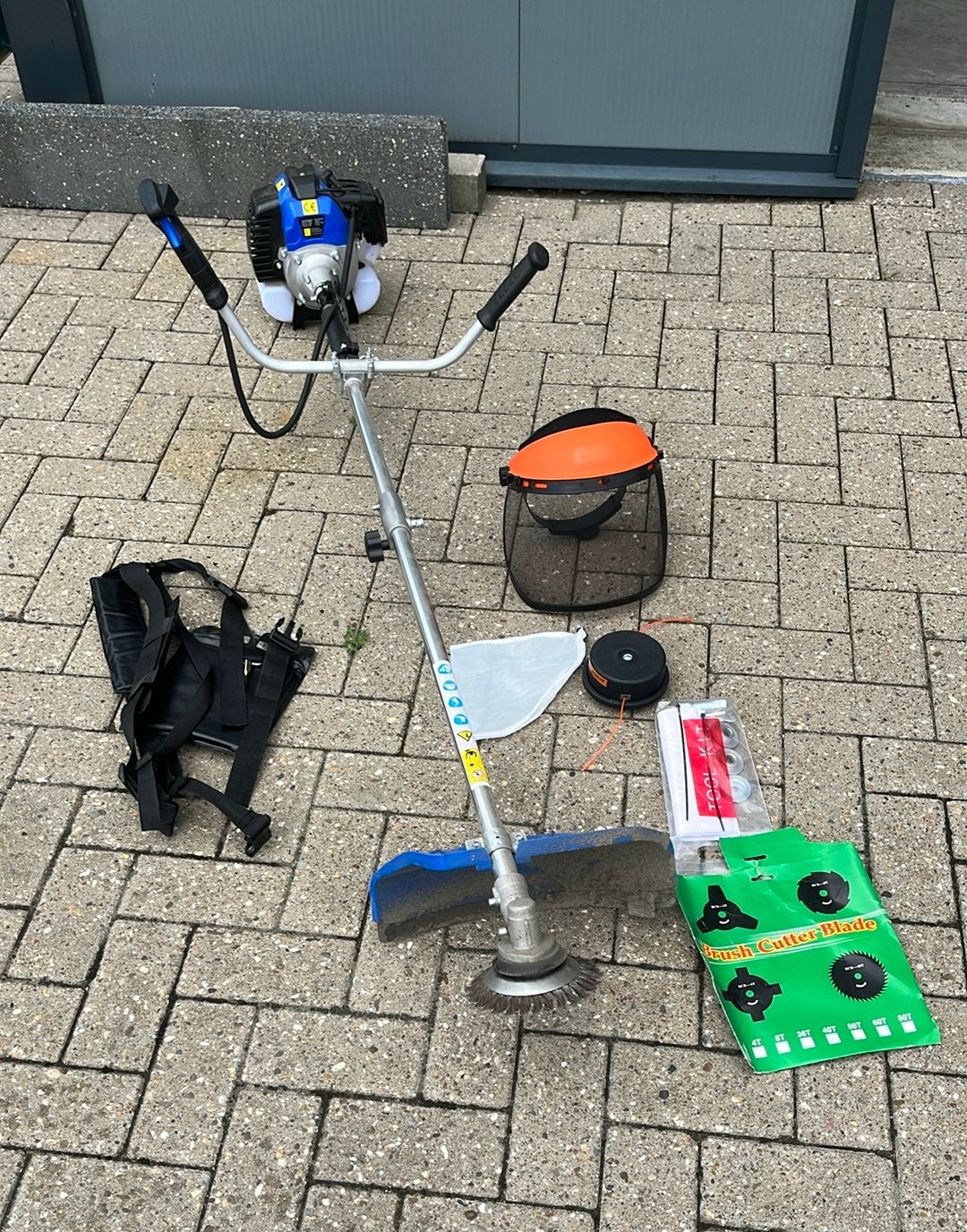 Borg benzine bosmaaier, 52cc, Ophalen, Zo goed als nieuw, 10 tot 30 cm, Benzine