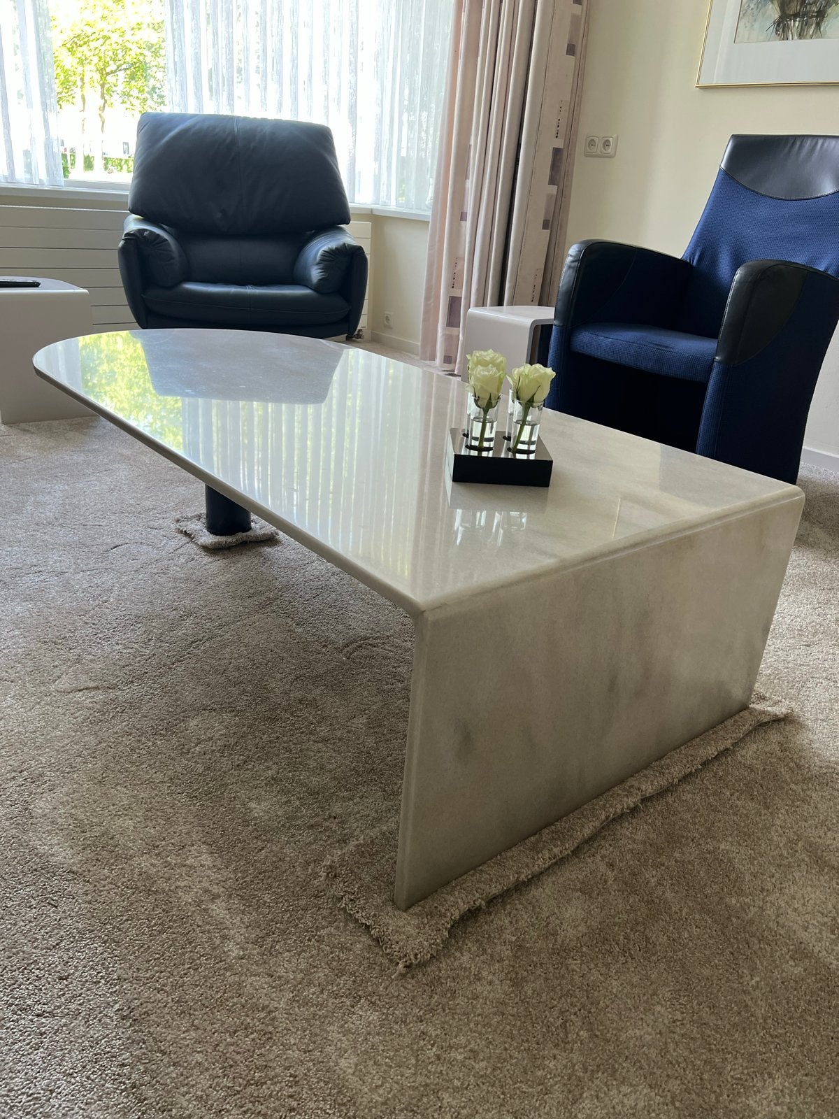 Moderne salontafel van marmer, ovaal, zo goed als nieuw, Ophalen, Overige materialen, 50 tot 100 cm, Zo goed als nieuw