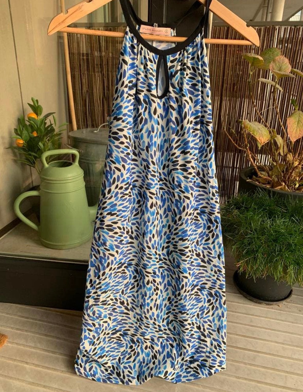 Wit/blauw travelstof jurk, Studio Anneloes, mt S, Ophalen, Blauw, Zo goed als nieuw, Maat 36 (S)