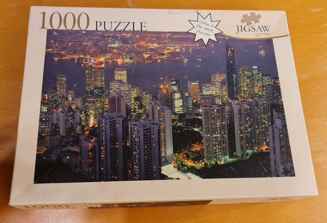 Jigsaw Puzzel Hong Kong Nachtzicht 1000 Stukjes, Hobby en Vrije tijd, Denksport en Puzzels, Ophalen of Verzenden, 500 t/m 1500 stukjes
