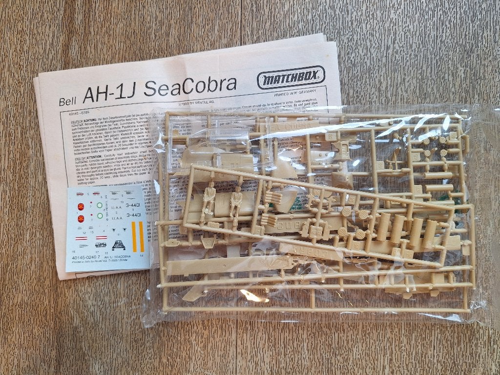 1:72 / 1/72 Matchbox (Fujimi) Bell AH-1J Sea Cobra, Overige merken, 1:72 tot 1:144, Helikopter, Ophalen of Verzenden