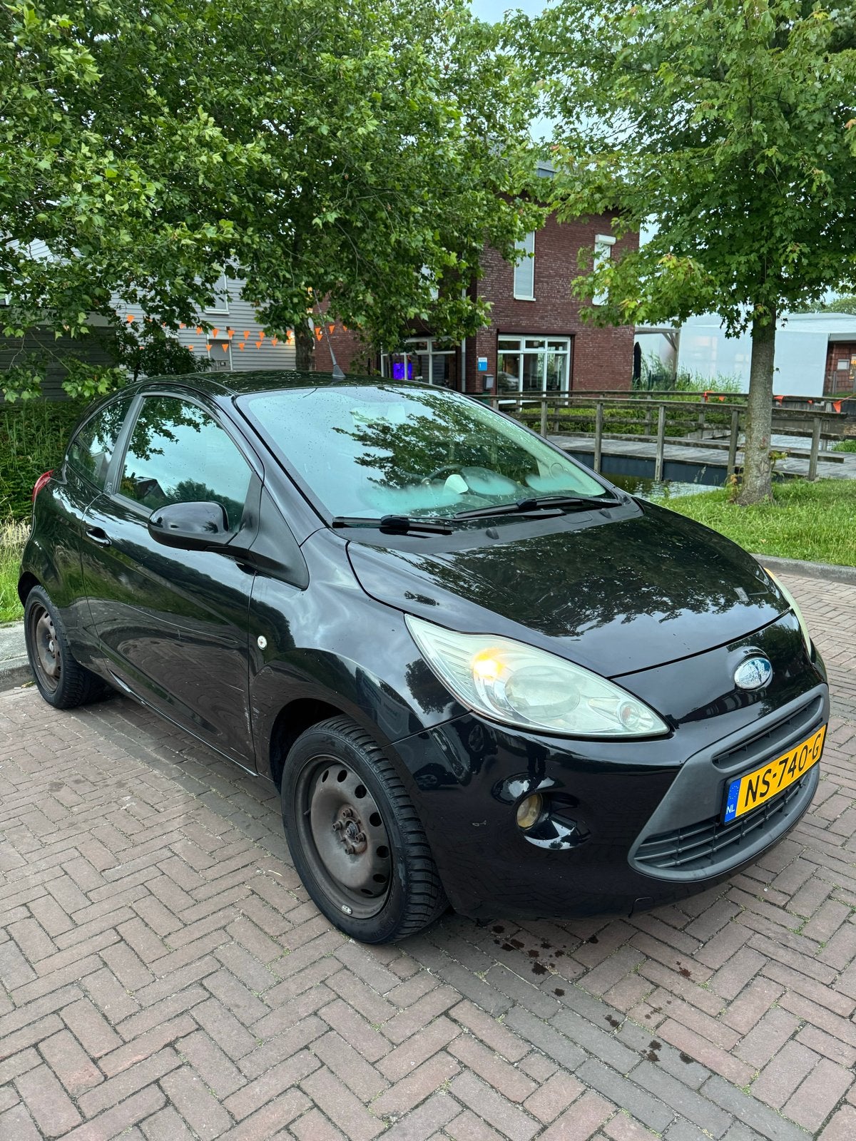 Ford Ka 1.2 Titanium 2009 - Zeer goed onderhouden, Auto's, Voorwielaandrijving, 1242 cc, 4 cilinders, 4 stoelen