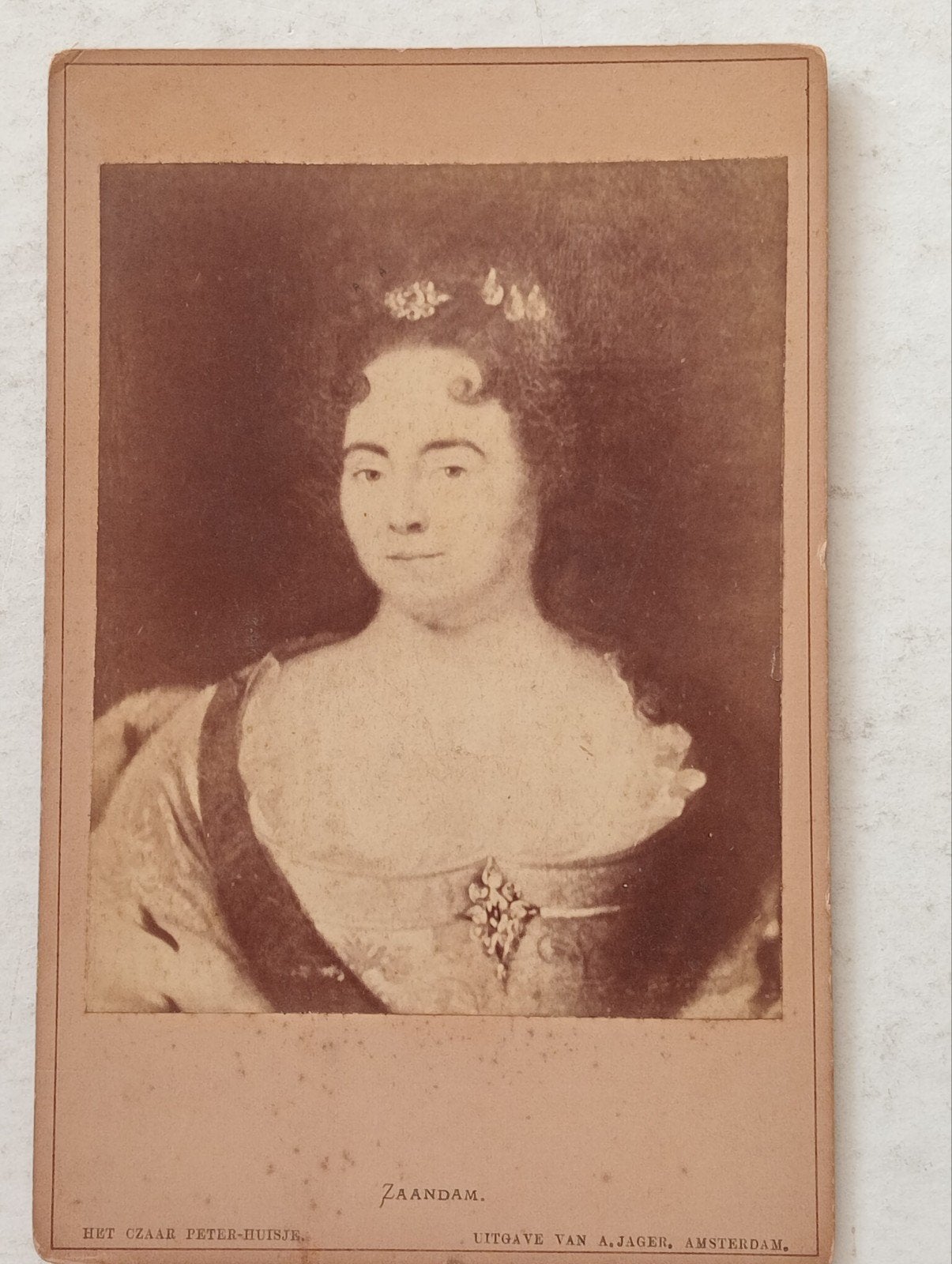 Antieke foto: Vrouw in traditionele klederdracht, Zaandam, Antiek en Kunst, Ophalen of Verzenden