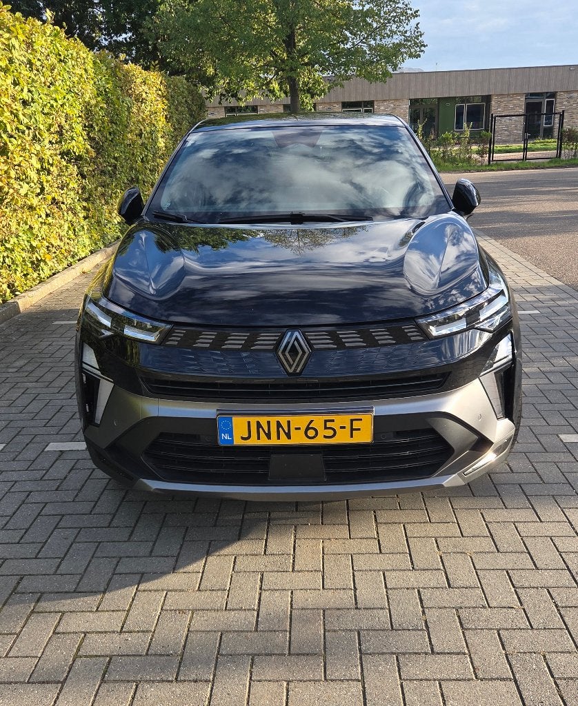 Renault Symbioz 1.8 E-tech Full Hybrid 160pk Aut 2025 Zwart, Auto's, 730 kg, 1789 cc, Zwart, 4 cilinders