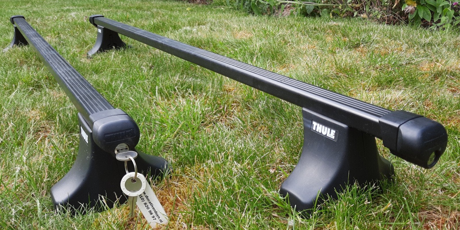 Thule dakdragers met antidiefstalbeveiliging, Ophalen, Gebruikt