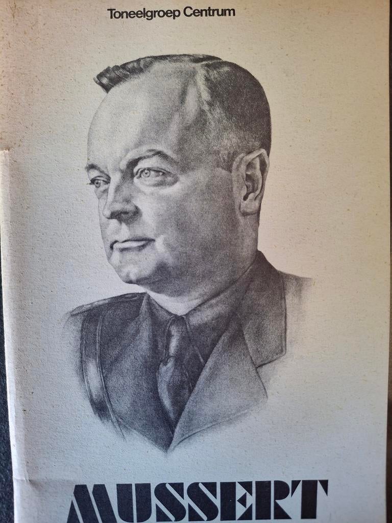 Mussert NSB WO II Hitler Jodenvervolging revolver Venema, Adriaan Venema, Ophalen of Verzenden, Overige onderwerpen, Tweede Wereldoorlog