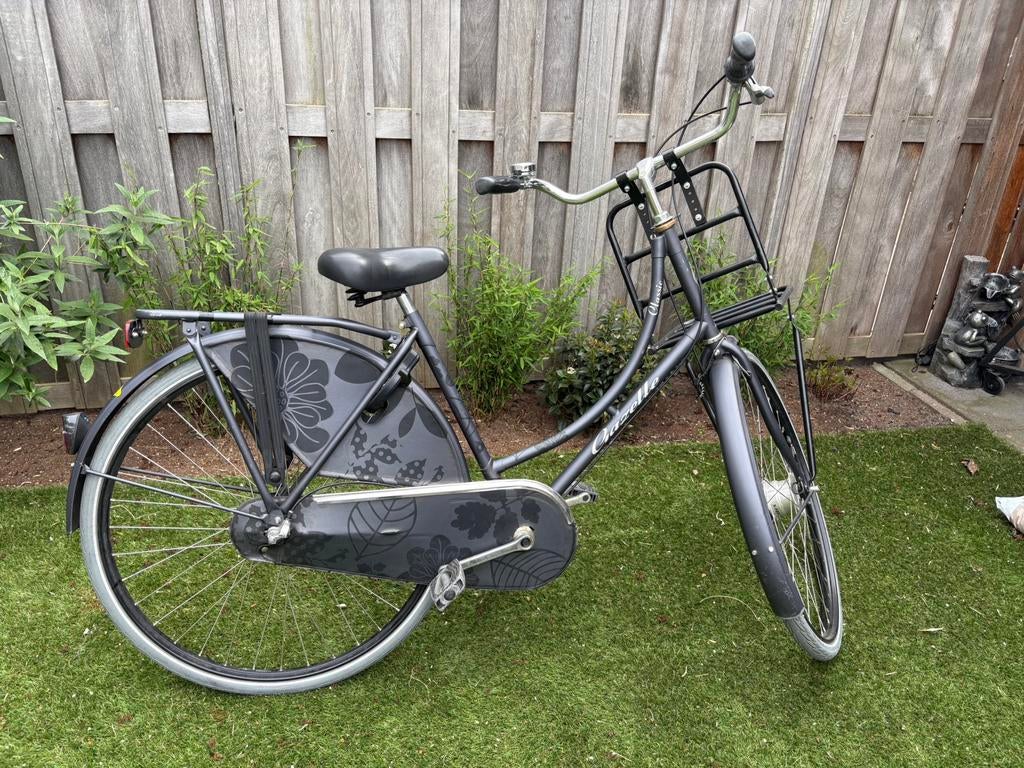 Gazelle omafiets 28 inch, Ophalen, Zo goed als nieuw, Terugtraprem, Versnellingen