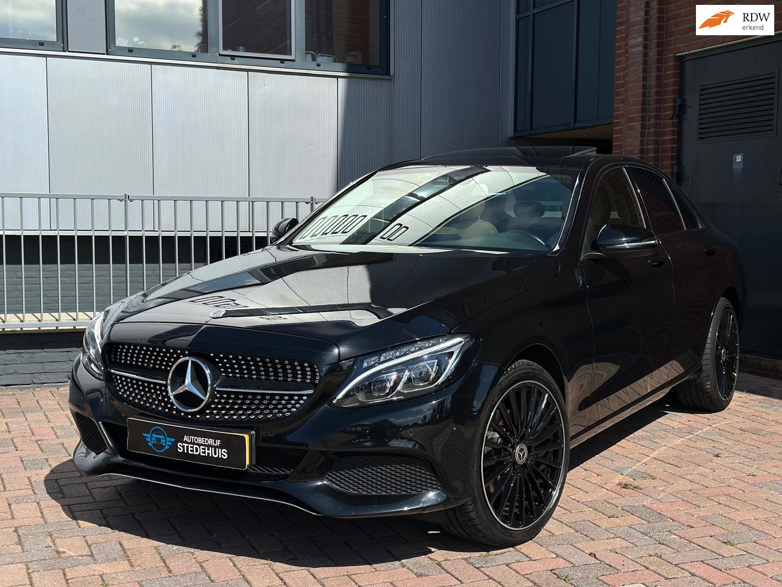 Mercedes-Benz C-klasse 200 Prestige 4Matic Opendak, Auto's, Automaat, 4 cilinders, 1445 kg, Zwart