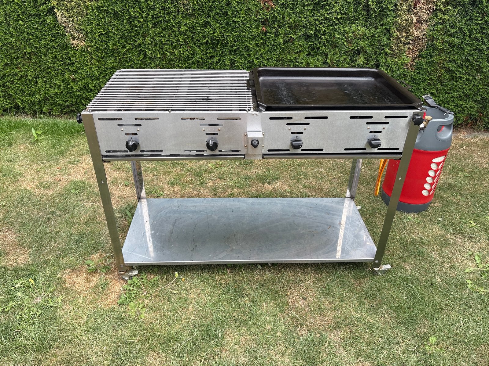 Professionele RVS Gasbarbecue met Bakplaat en Rooster, Tuin en Terras, Gasbarbecues, Ophalen, Gebruikt
